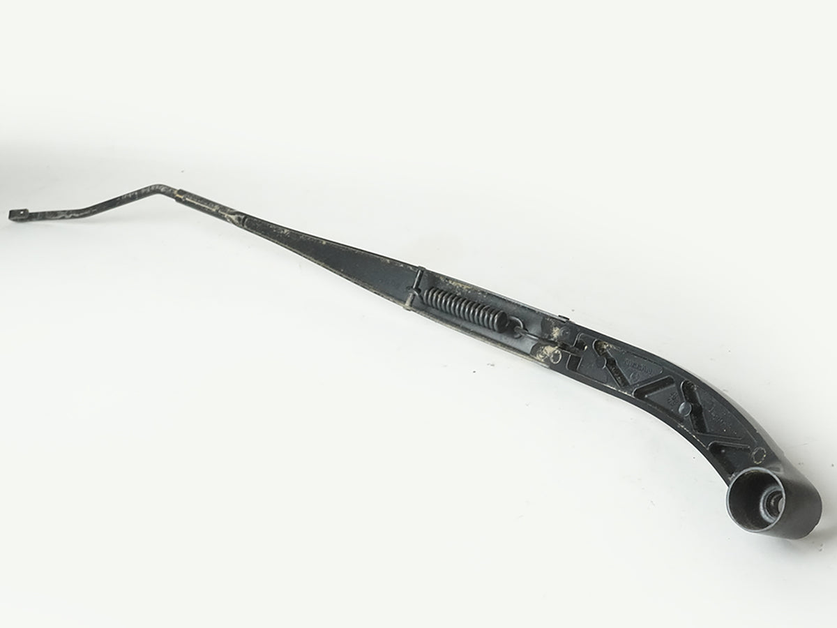 2013 - 2019 Nissan Sentra Wiper Arm Cleaner Windshield Window Right