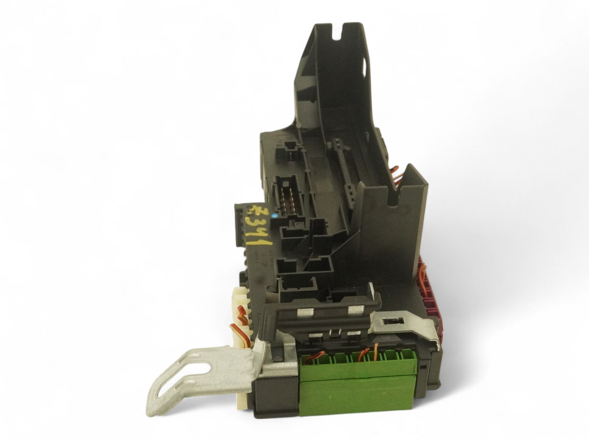 11-12 Mercedes E350 E63 W212 Sw Wagon Fuse Relay Box Junction Trunk Rear OEM
