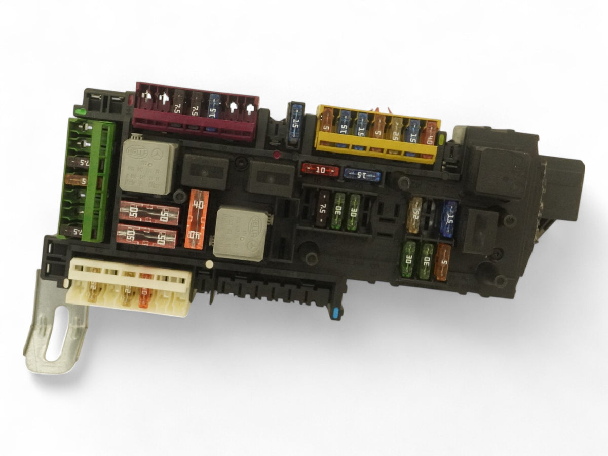 11-12 Mercedes E350 E63 W212 Sw Wagon Fuse Relay Box Junction Trunk Rear OEM