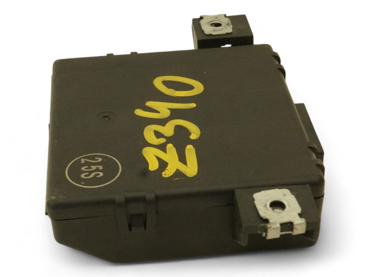 2012-2014 Porsche Cayenne 92A Central Gateway Interface Computer Control Module