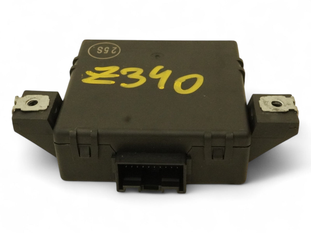 2012-2014 Porsche Cayenne 92A Central Gateway Interface Computer Control Module