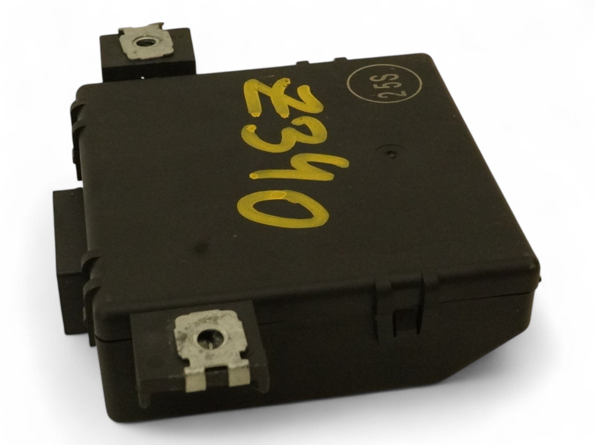 2012-2014 Porsche Cayenne 92A Central Gateway Interface Computer Control Module