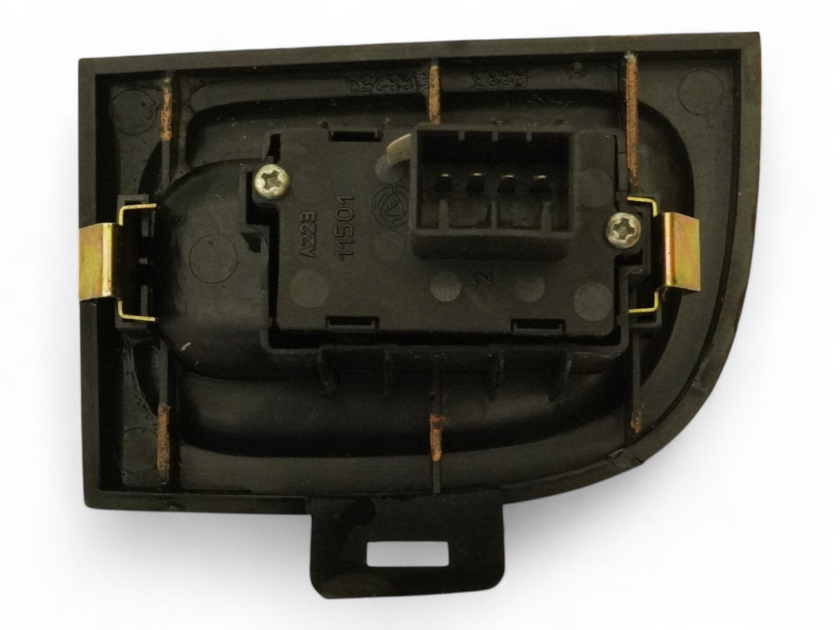 03-13 Maserati QuaTTroporte M139 Window Switch Control Rear Left 8001419 OEM