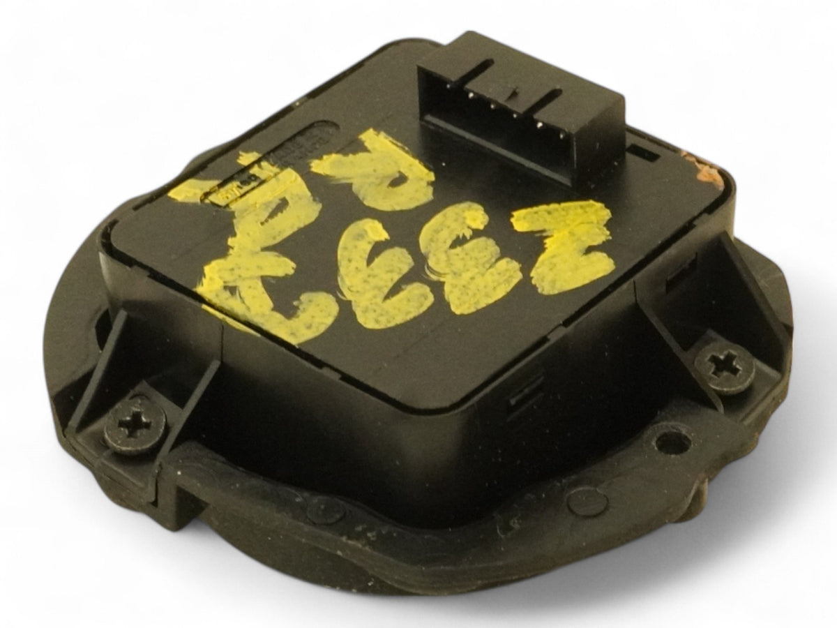 03-13 Maserati QuaTTroporte M139 Seat Adjustment Control Switch Rear Right OEM