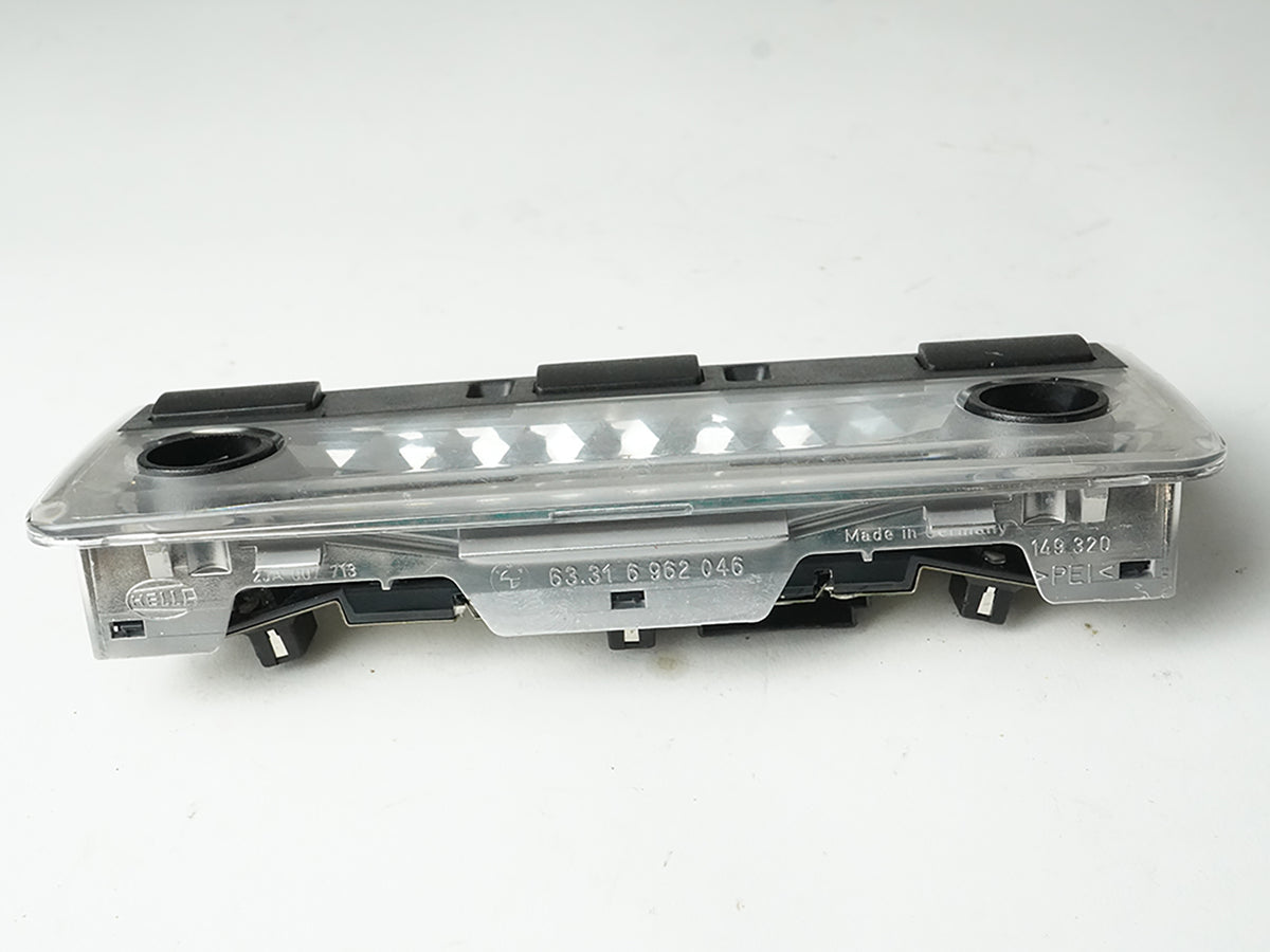 2001 - 2006 Bmw 3 Series E46 Coupe Dome Light Overhead Lamp Interior Reading OEM