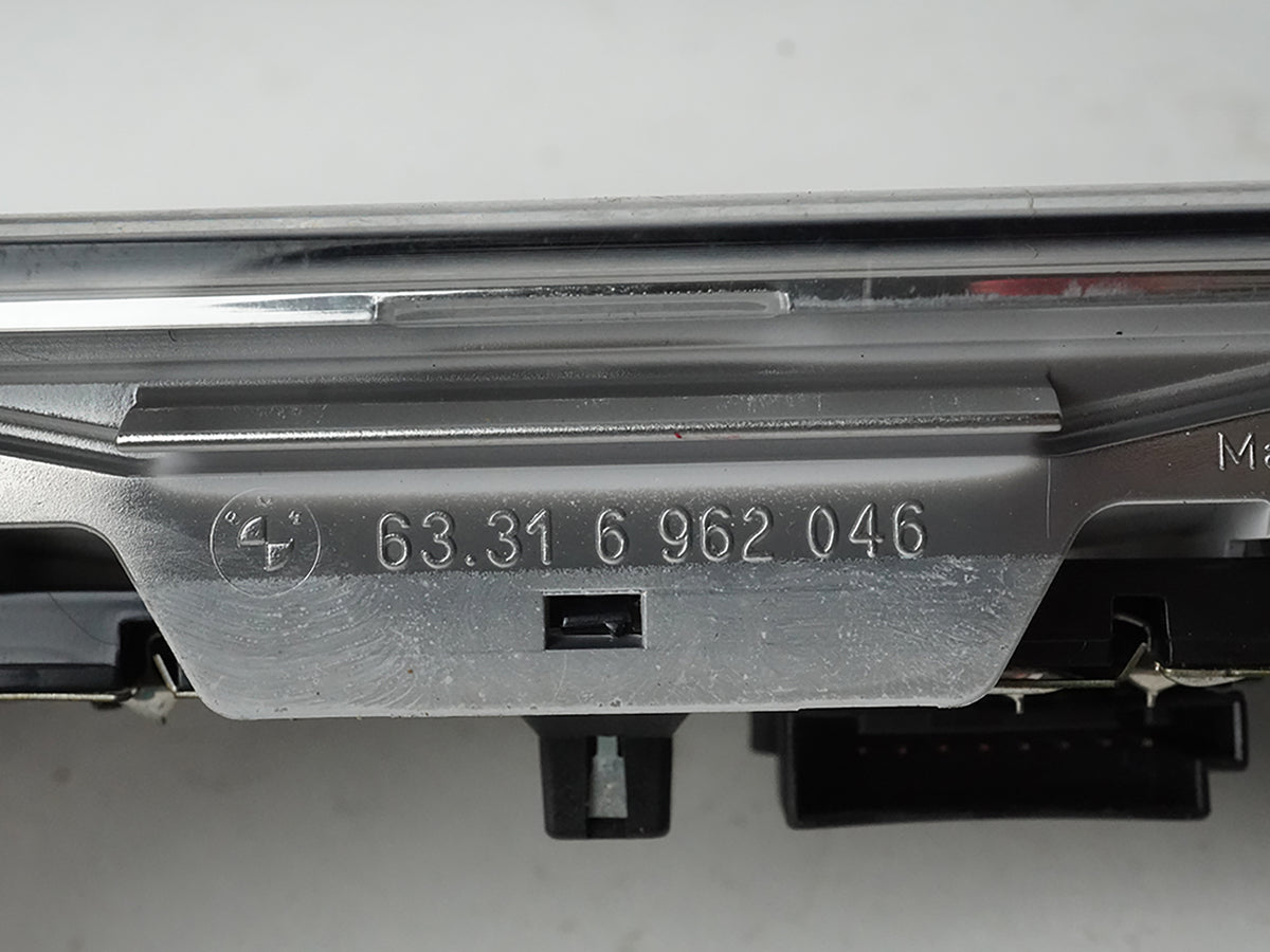2001 - 2006 Bmw 3 Series E46 Coupe Dome Light Overhead Lamp Interior Reading OEM