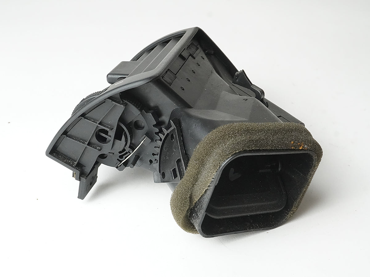 2000 - 2005 Bmw 3 Series E46 Ac Heater Air Vent Grille Dashboard Driver Left OEM