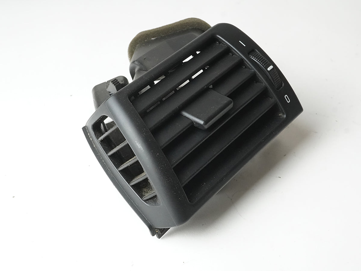 2000 - 2005 Bmw 3 Series E46 Ac Heater Air Vent Grille Dashboard Driver Left OEM