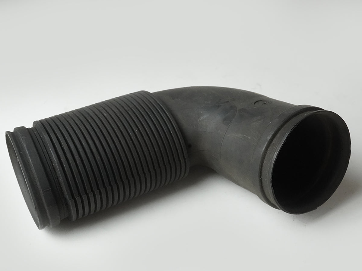 1997 - 2000 Bmw 5 Series E39 528 Engine Air Intake Clean Pipe Hose 1744461 OEM