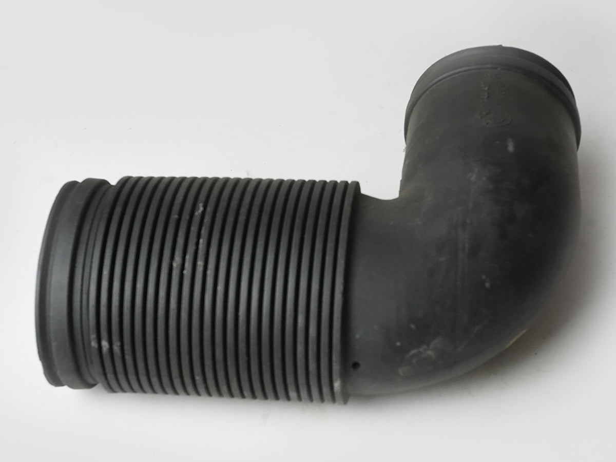 1997 - 2000 Bmw 5 Series E39 528 Engine Air Intake Clean Pipe Hose 1744461 OEM