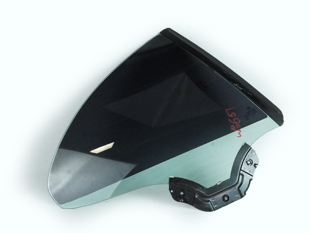  2007 - 2010 BMW M6 E64 WINDOW GLASS QUARTER PRIVECY TINT RH RIGHT PASSENGER REAR, buy