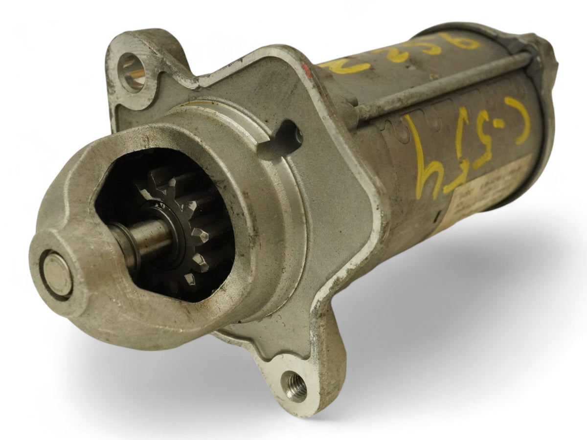 18-24 Alfa Romeo Stelvio 949 2.0L Starter Motor Engine Unit 001172629 OEM