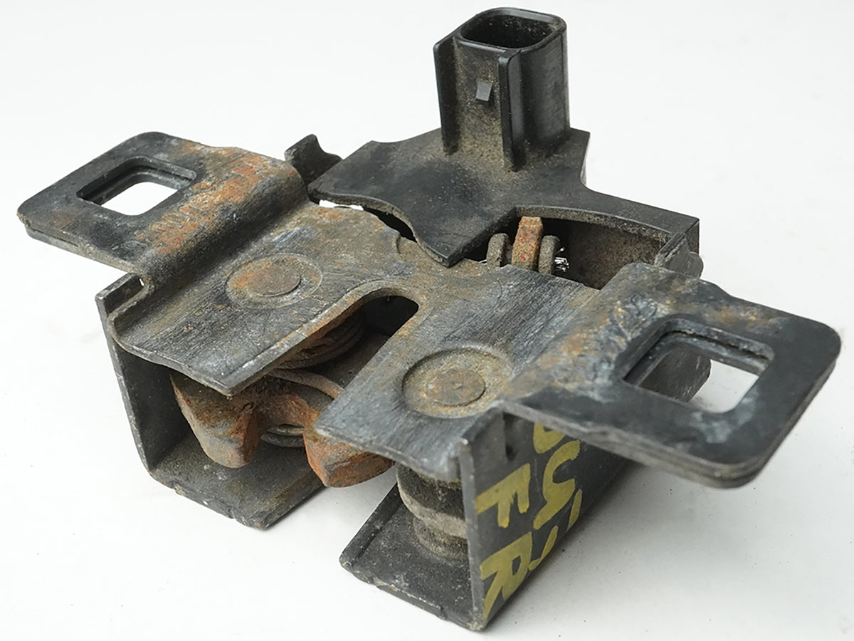 2010 - 2013 Land Rover Disocovery Lr4 Door Lock Latch Solenoid Front Right