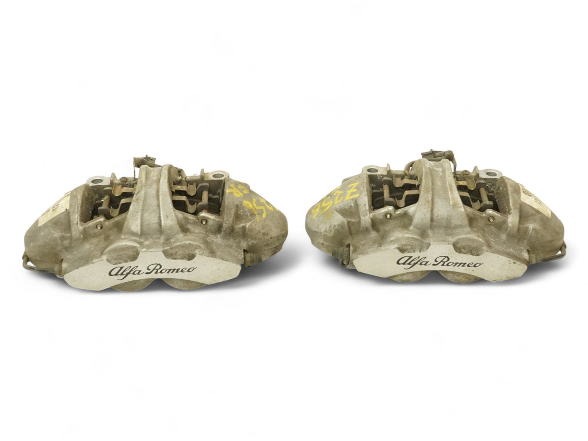 2018 - 2024 Alfa Romeo Stelvio 949 Awd Brake Caliper Front Right Left Set Of 2