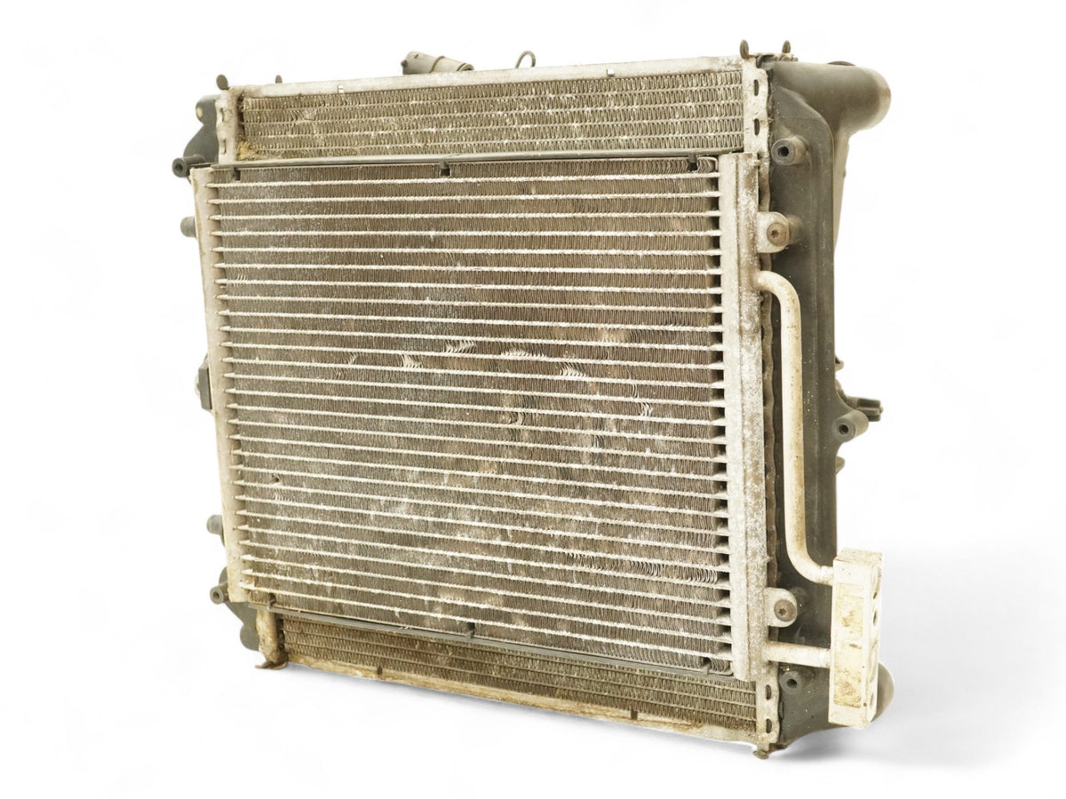 99-04 Porsche 911 Boxster 996 986 2.7L Radiator Engine W Cooling Fan Front Right