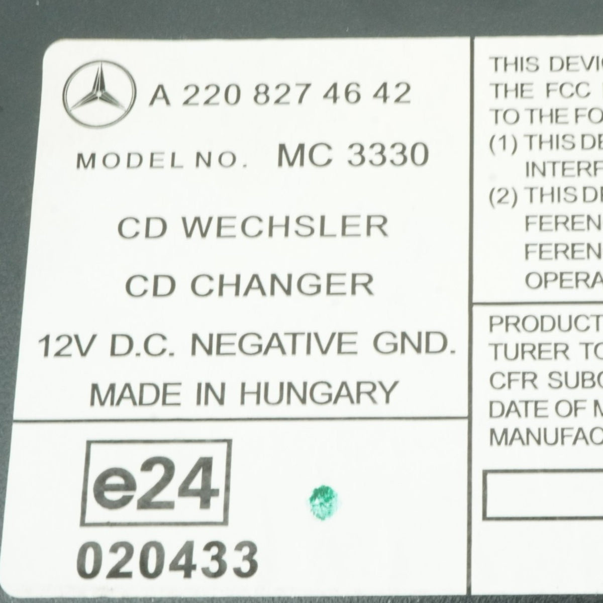 00-06 Mercedes S500 S600 W220 CD Changer Disc Receiver Unit A2208274642 OEM