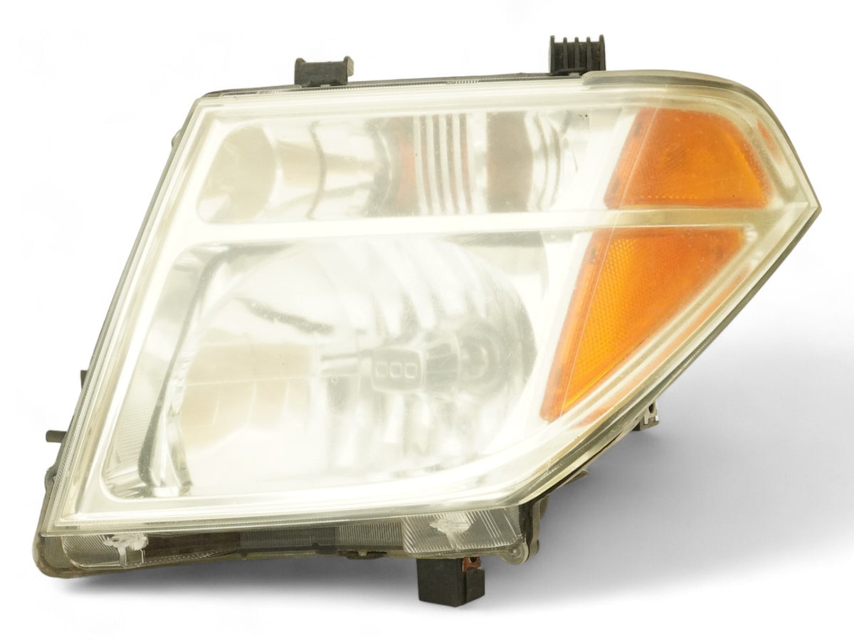 05-07 Nissan Pathfinder R51 Headlight Lamp Halogen Driver Left LH 26060EA525