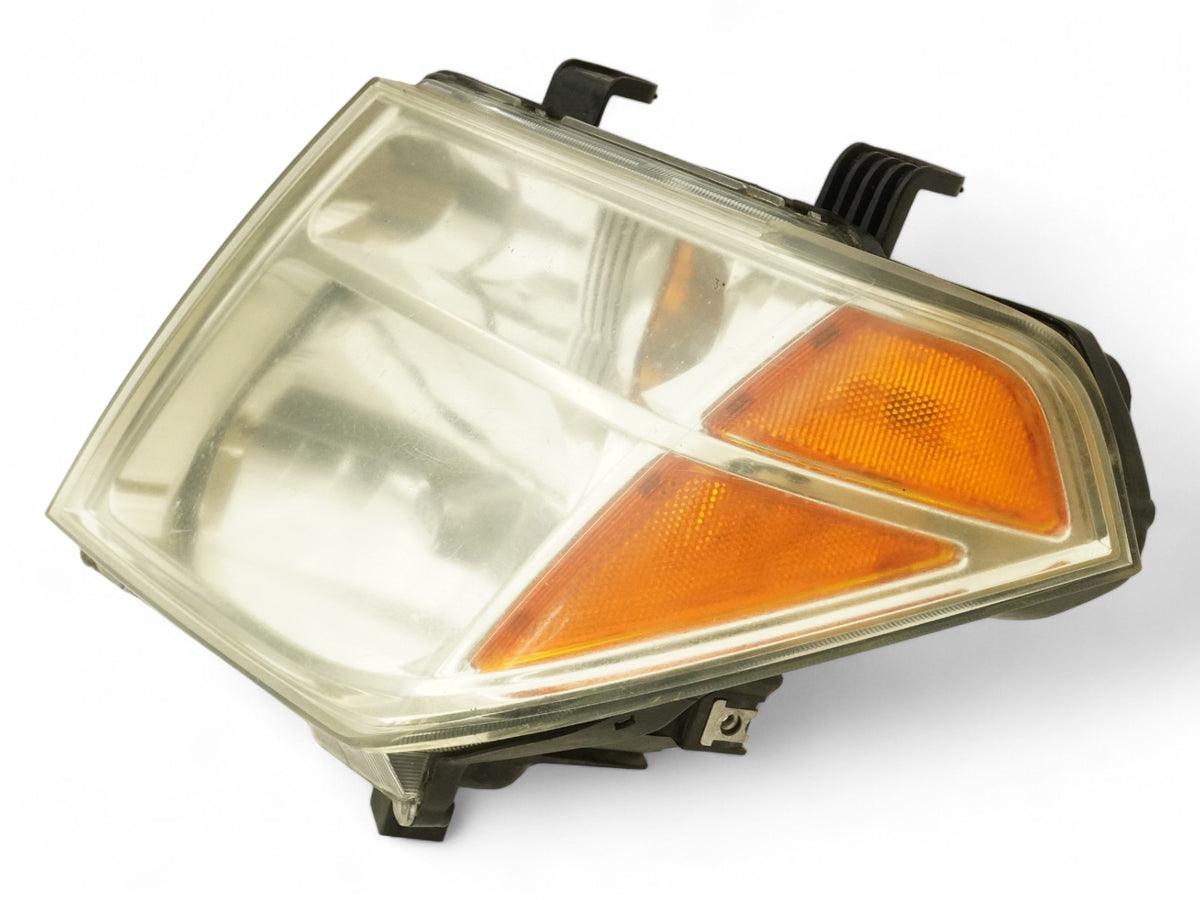 05-07 Nissan Pathfinder R51 Headlight Lamp Halogen Driver Left LH 26060EA525