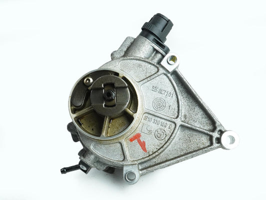 2012 - 2015 Bmw X1 E84 Sdrive28I 2.0L Vacuump Pump Engine Motor 0710336182A  OEM
