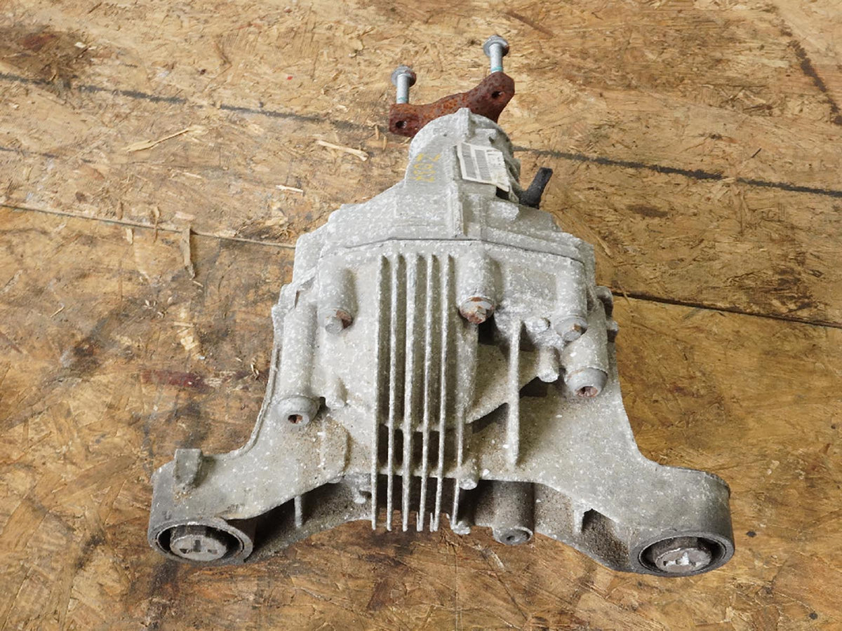 2011 - 2016 Porsche Panamera 970 3.6L Carrier Differential Gear Rear 97035001101