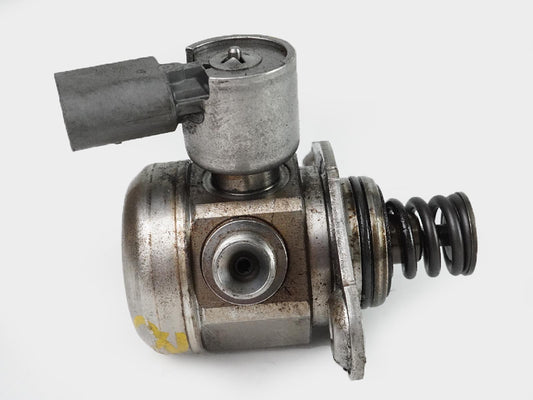 2012 - 2014 Bmw 5 Series F10 3.0L Fuel Injection Pump High Pressure 13517610761