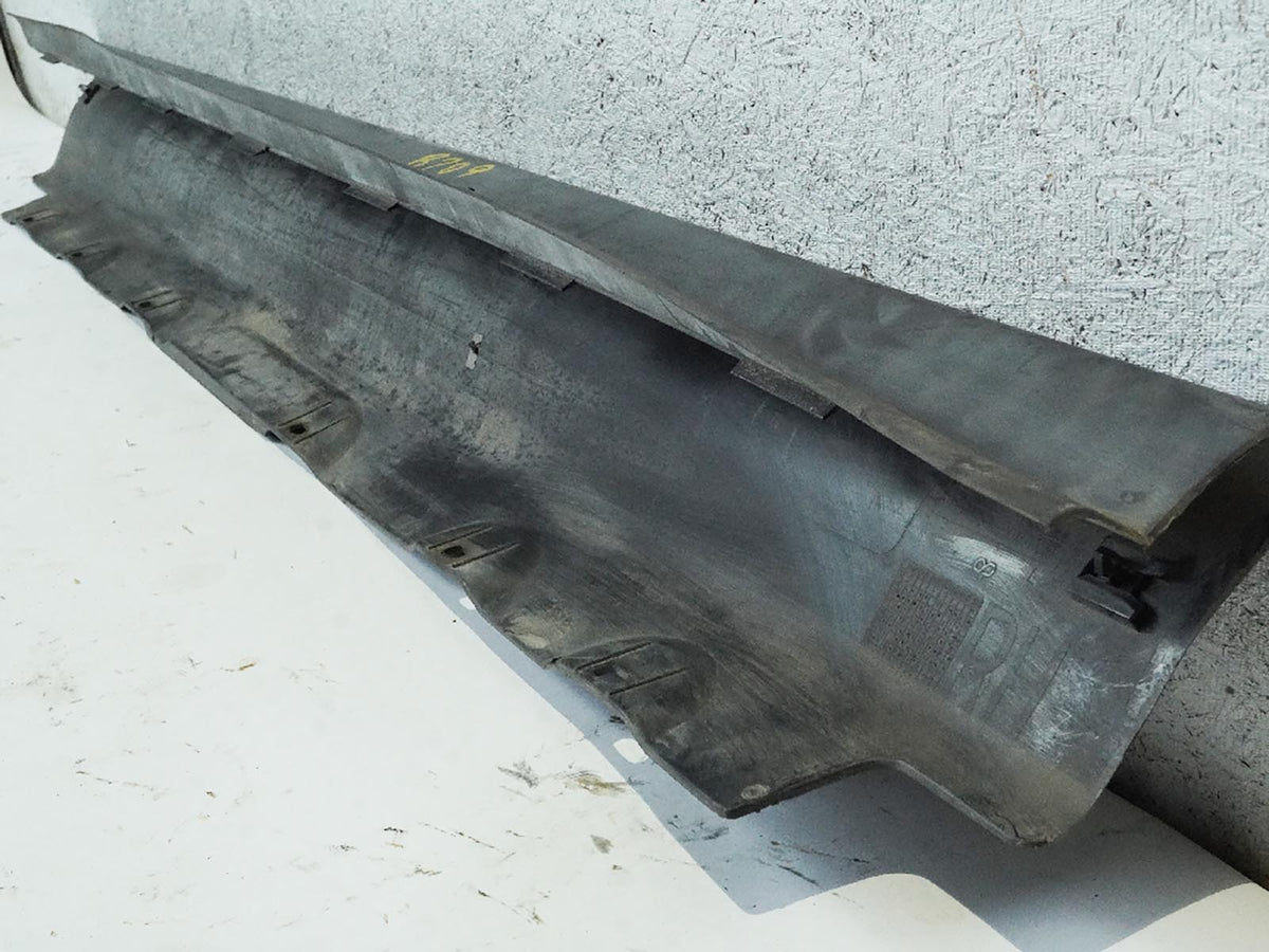 2000 - 2006 Bmw X5 E53 Rocker Skirt Panel Molding Passenger Right Rh 8408705 OEM