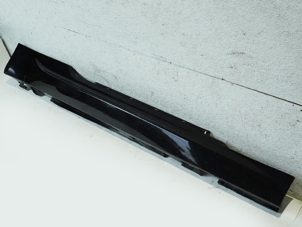  2007 BMW M6 E64 CONVERTIBLE ROCKER SKIRT PANEL COVER RIGHT RH 51777898214 OEM, cheap
