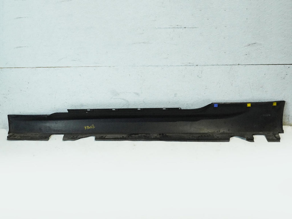  2007 BMW M6 E64 CONVERTIBLE ROCKER SKIRT PANEL COVER RIGHT RH 51777898214 OEM, used
