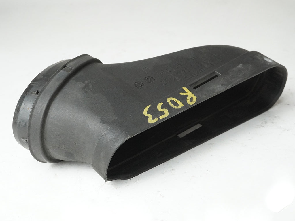  2008 - 2011 Mercedes C Class W204 Air Intake Tube Hose Duct A2720901382 OEM, in stock