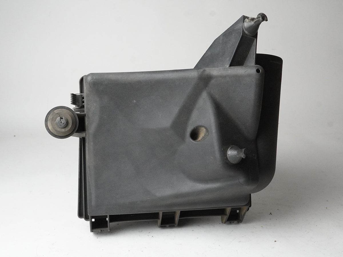 1997 - 2004 Mercedes Benz Slk Class R170 Slk230 Air Intake Tube Box Cleaner OEM