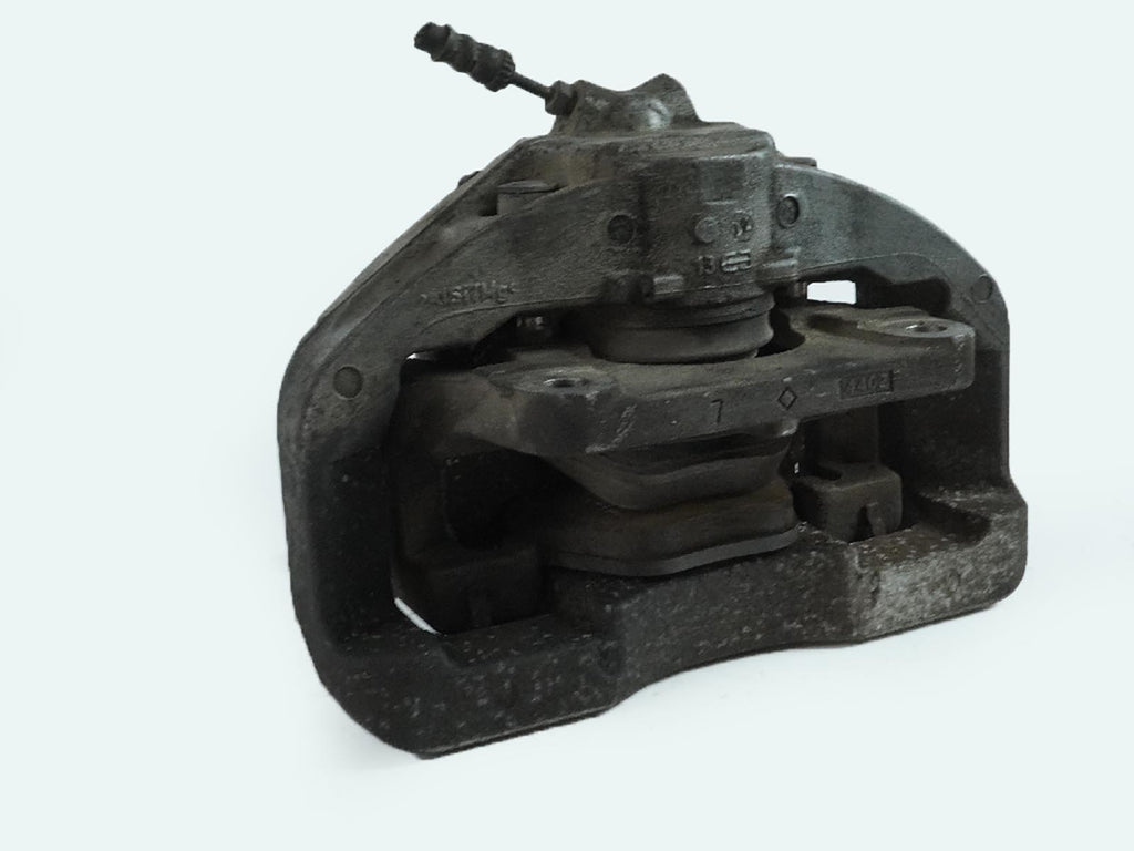  2011 - 2016 BMW 5 SERIES F10 535XI CALIPER BRAKE STOP W PADS FRONT RIGHT RH OEM, in stock