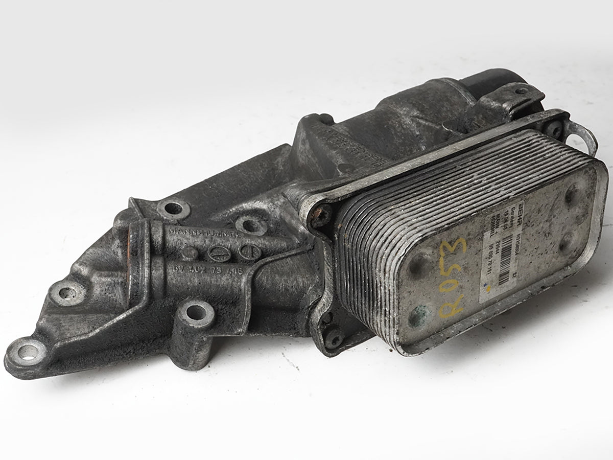 2008 - 2011 Mercedes C Lass W204 Oil Filter Housing Motor Engine A2721800410 OEM