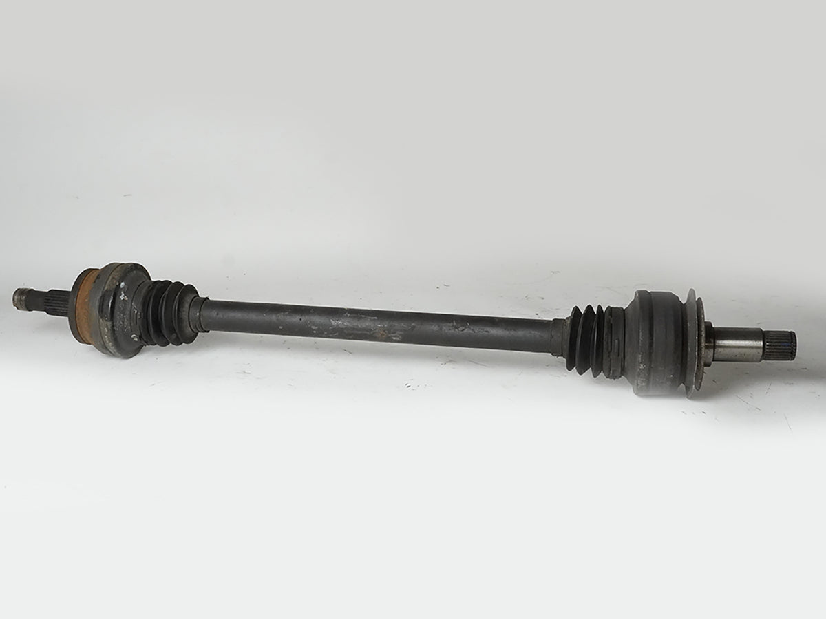 2007 - 2013 Mercedes Benz S Class W221 S550 4Matic Axle Shaft Rear Rh Side OEM