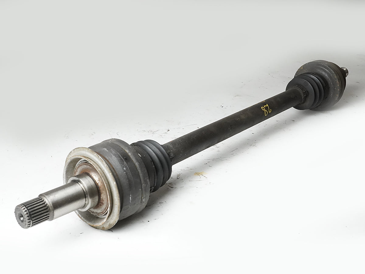 2007 - 2013 Mercedes Benz S Class W221 S550 4Matic Axle Shaft Rear Rh Side OEM