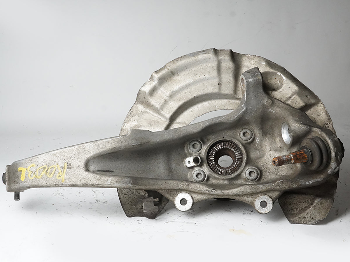 2009 - 2015 Bmw 7 Series 750Li Knuckle Hub Wheel Left Driver Side Front OEM