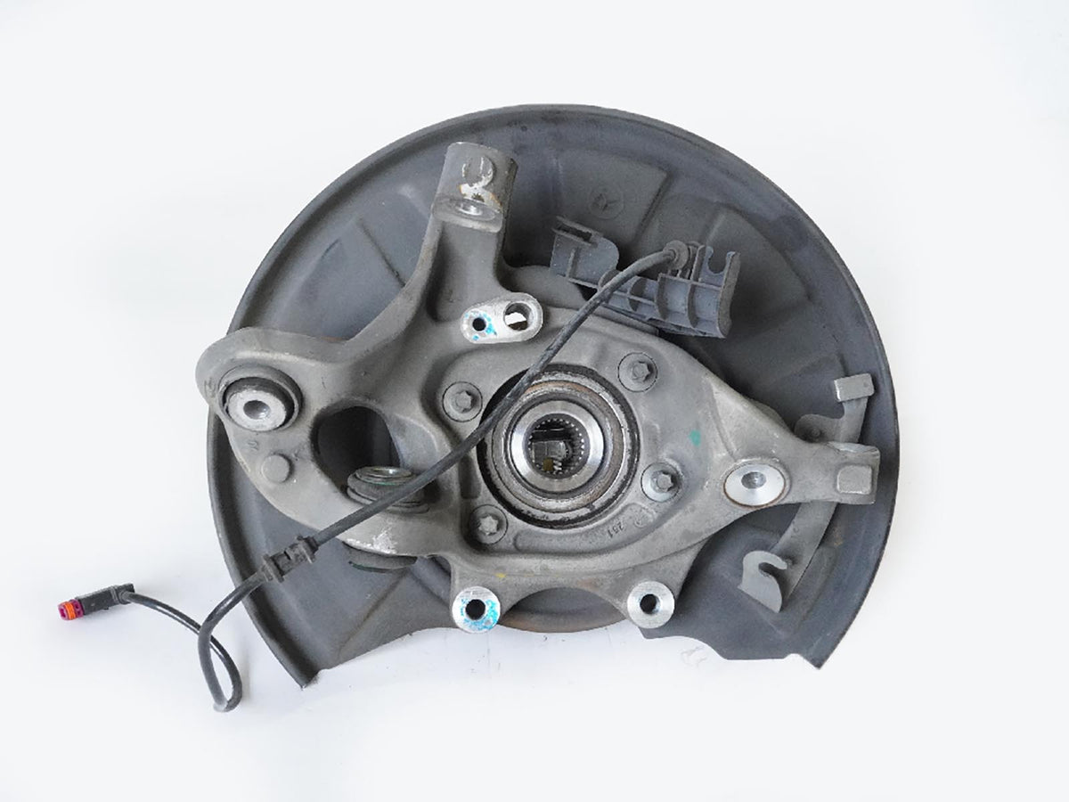 10-16 Mercedes Benz E Class W212 Spindle Knuckle Hub Rear Right Side RH OEM
