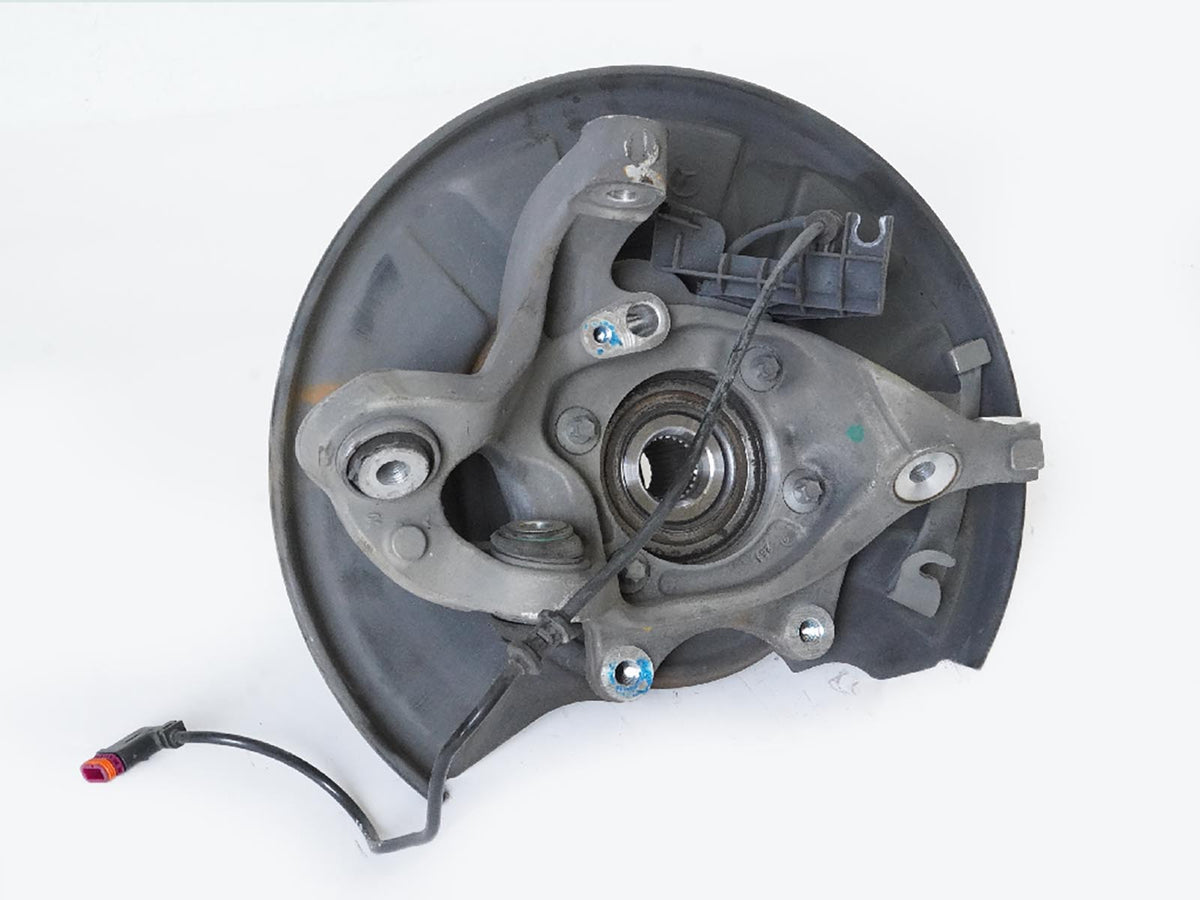 10-16 Mercedes Benz E Class W212 Spindle Knuckle Hub Rear Right Side RH OEM