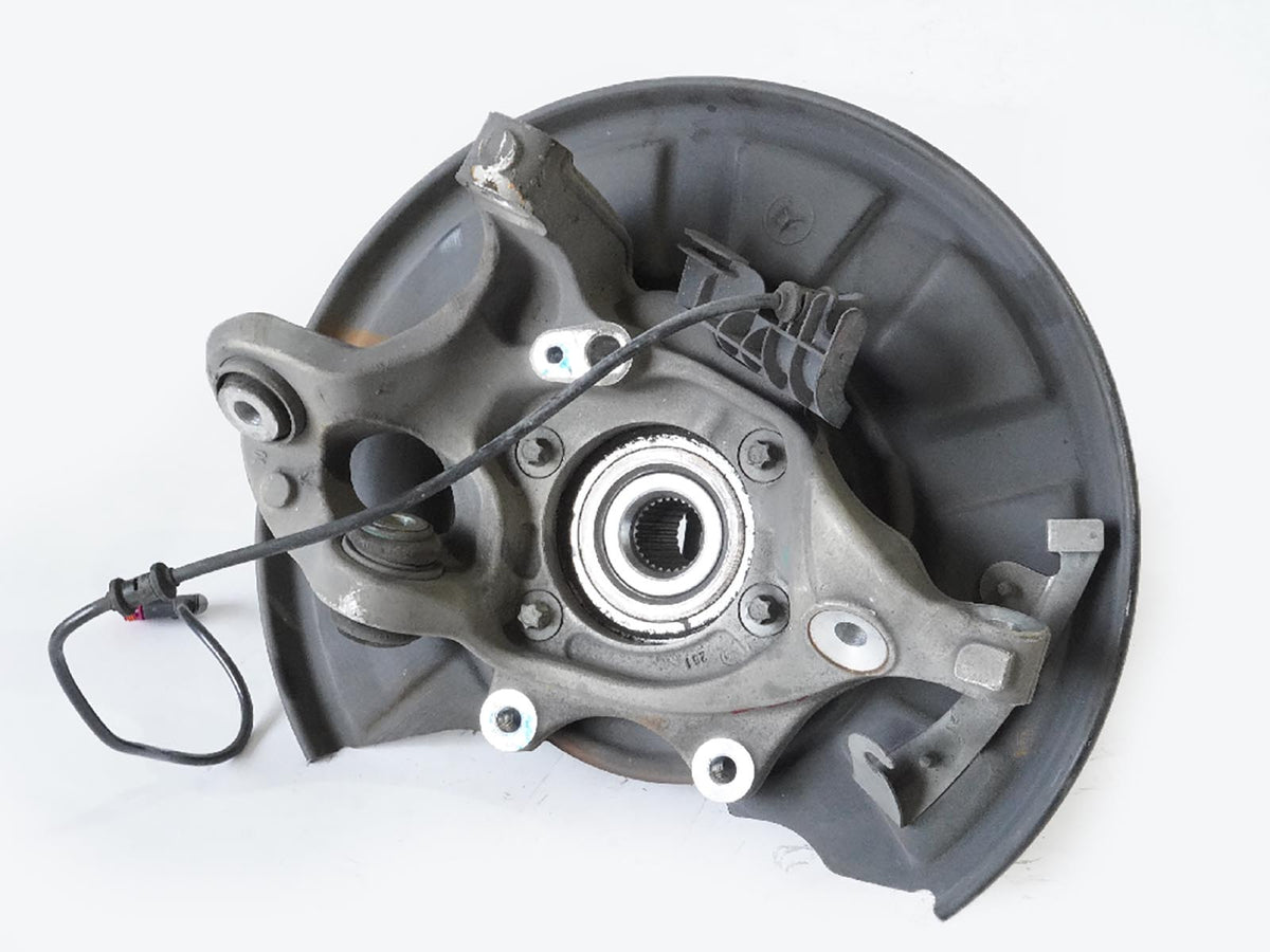 10-16 Mercedes Benz E Class W212 Spindle Knuckle Hub Rear Right Side RH OEM