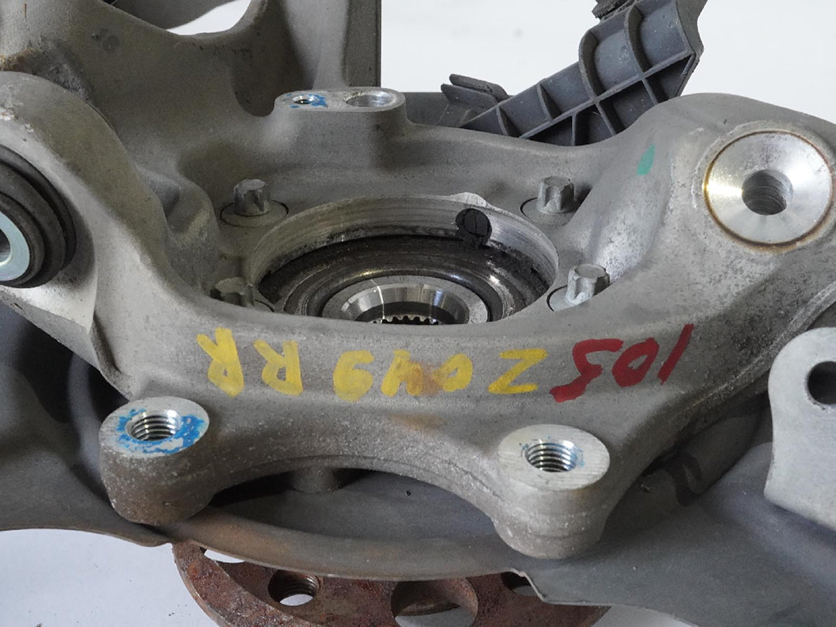 10-16 Mercedes Benz E Class W212 Spindle Knuckle Hub Rear Right Side RH OEM