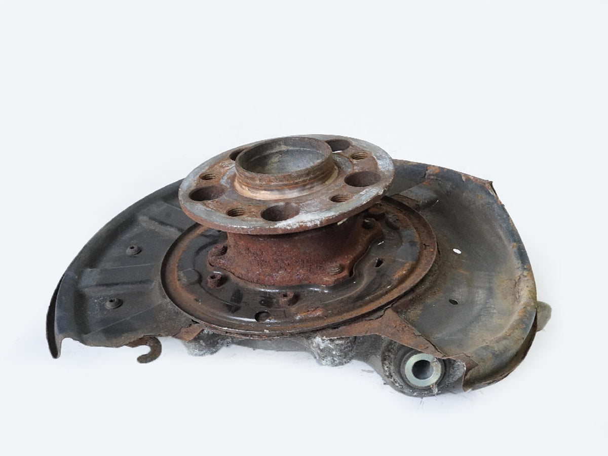 10-16 Mercedes E Class W212 Spindle Knuckle Hub Rear Right Side RH OEM