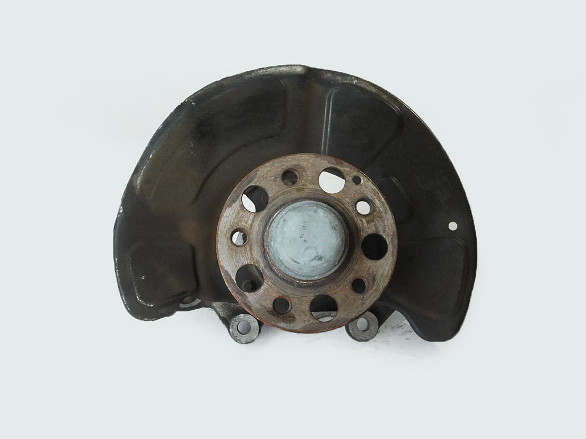 10-16 Mercedes Benz E Class W212 RWD Spindle Knuckle Hub Front Left LH