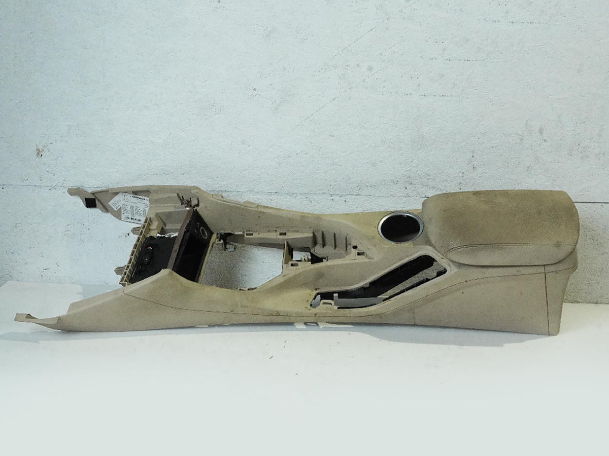 2012 - 2015 Bmw X1 E84 Center Console Armerst Storage Compartment 105095502 OEM