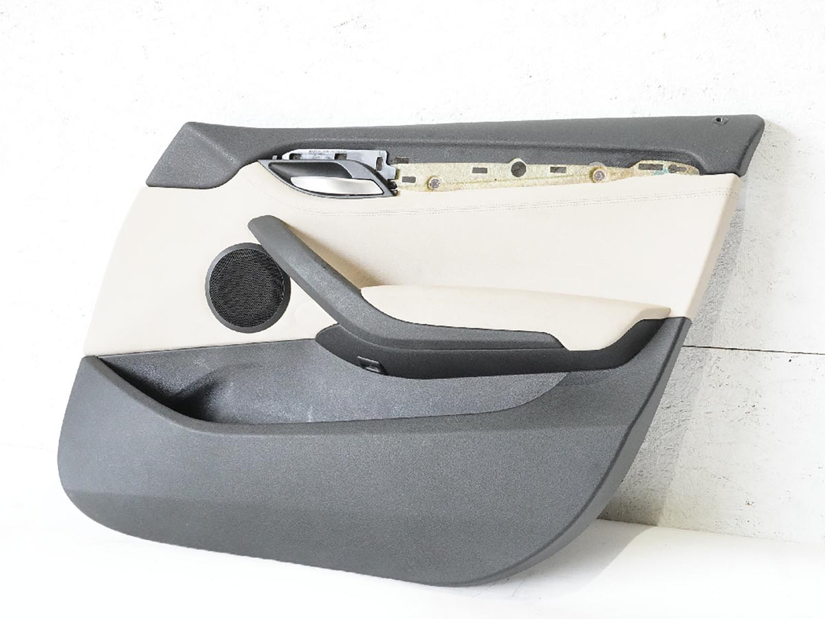 2013 - 2015 Bmw X1 E84 Door Panel Cover Interior W Handle Front Right Rh OEM