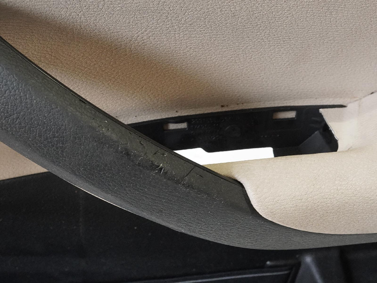 2013 - 2015 Bmw X1 E84 Door Panel Cover Interior W Handle Front Right Rh OEM