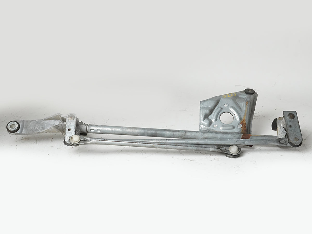 2004 - 2007 Subaru Impreza Windshield Wiper Linkage Wo Motor 38374Bl OEM