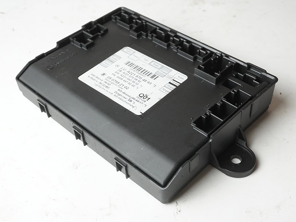 2007 - 2013 Mercedes Benz S Class W221 Door Module Control Rear 2218704893 OEM