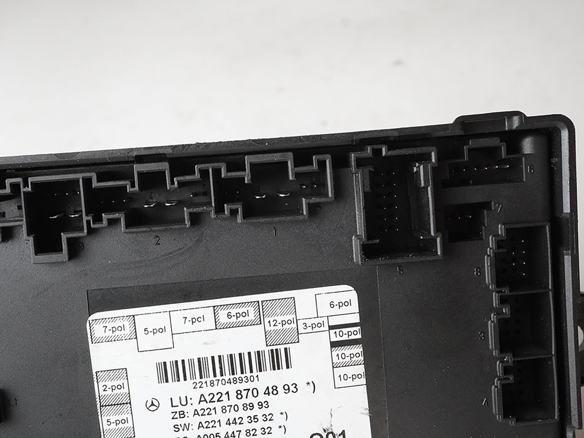2007 - 2013 Mercedes Benz S Class W221 Door Module Control Rear 2218704893 OEM