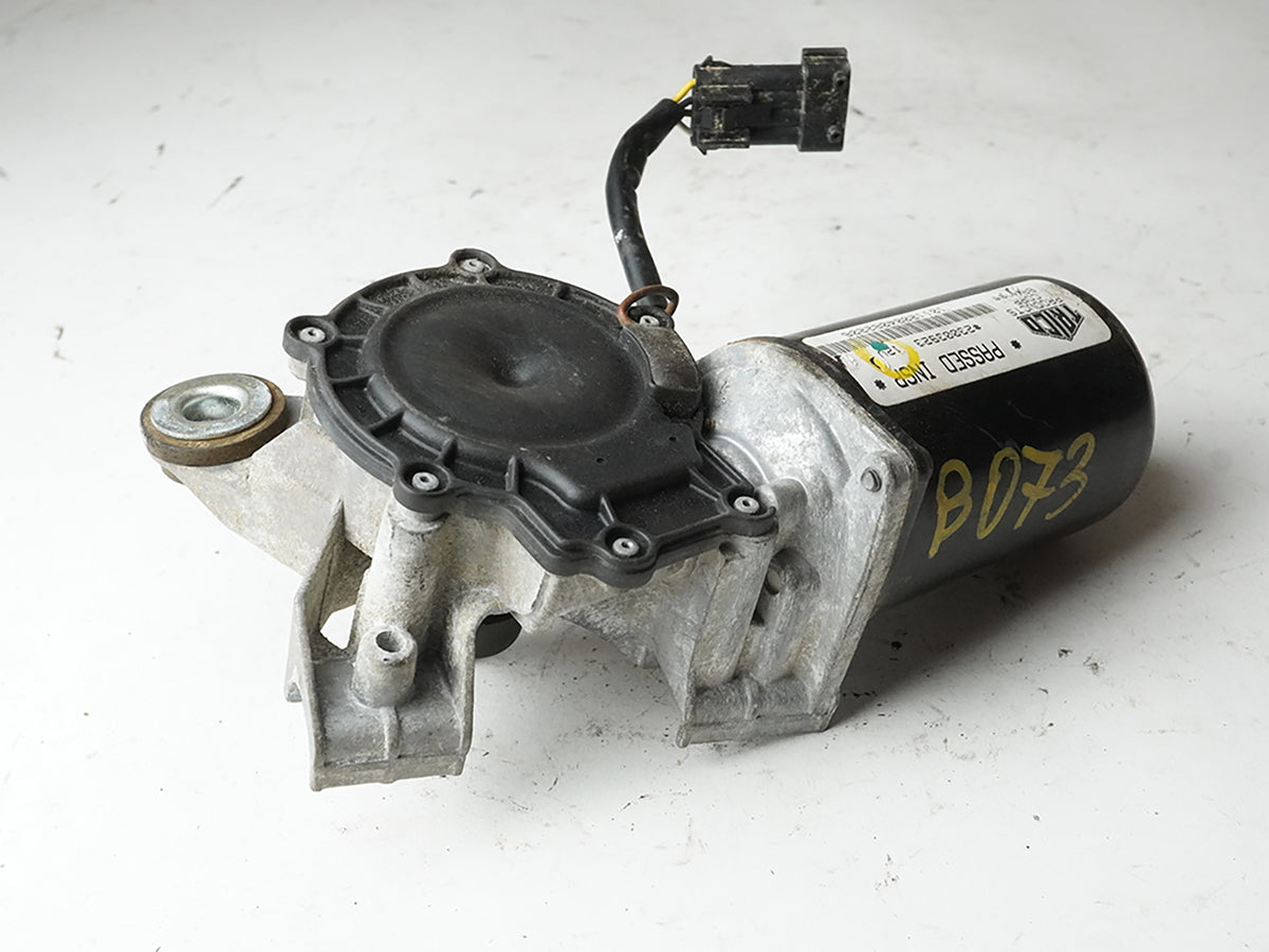 2003 - 2005 Saab 9-3  Wiper Motor Windshield Window Front Unit 23003923 OEM