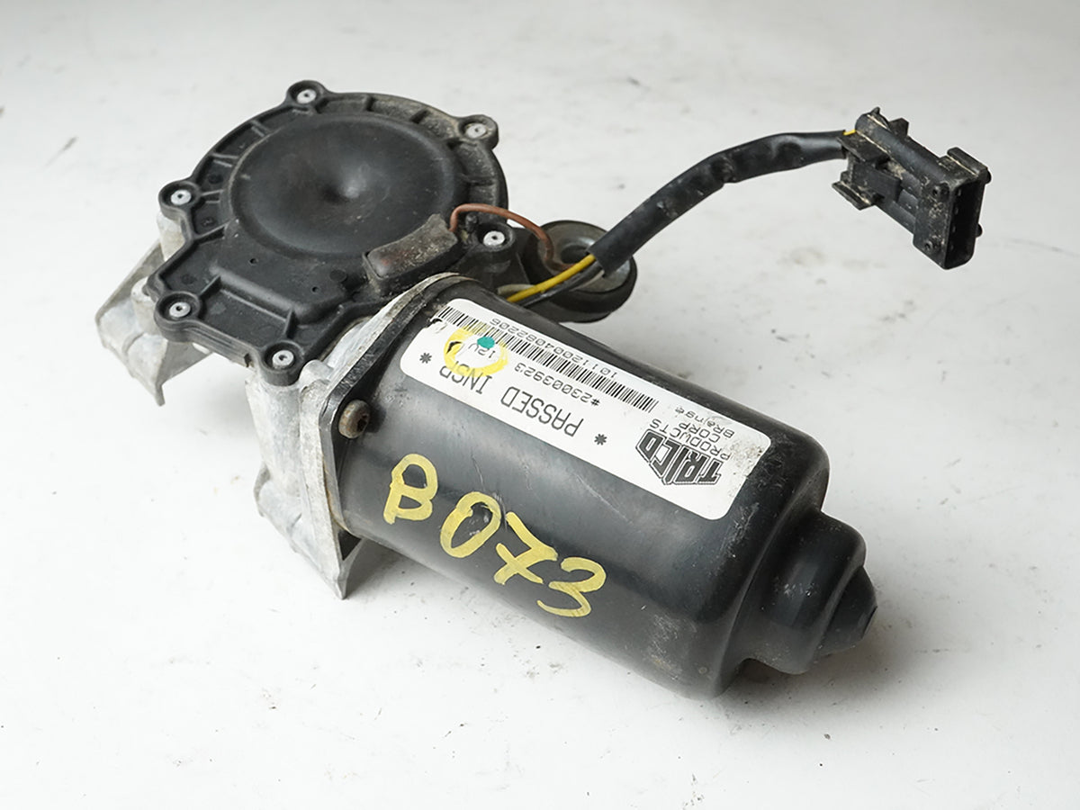 2003 - 2005 Saab 9-3  Wiper Motor Windshield Window Front Unit 23003923 OEM