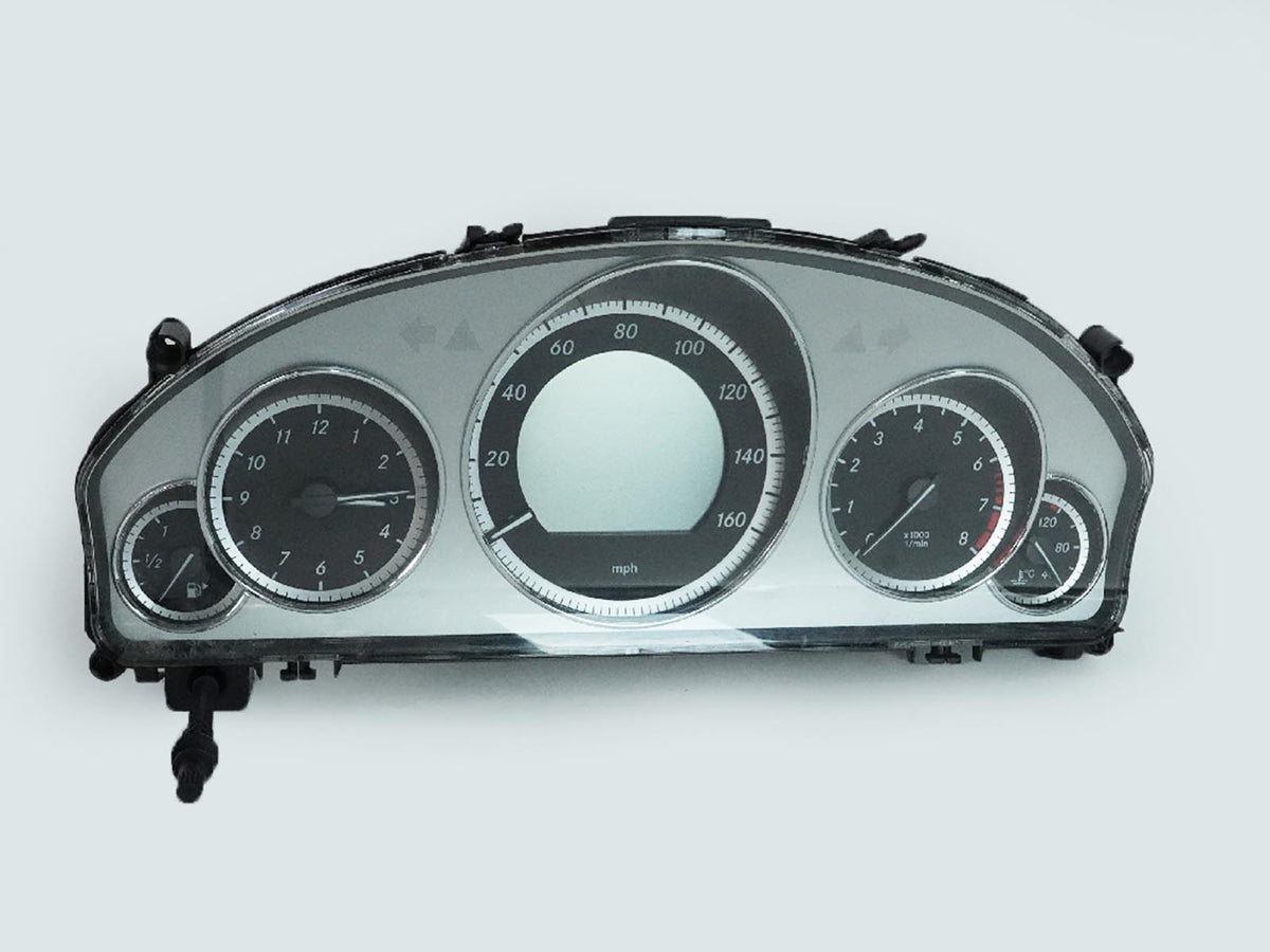 10-11 Mercedes E350  W212 6 Cyl Speedometer Instrument Cluster 100K Mile OEM